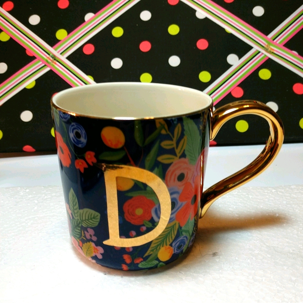 SOLD!! - 🆕 Anthropologie Floral Monogram D Cup/Mug - Picture 1 of 10